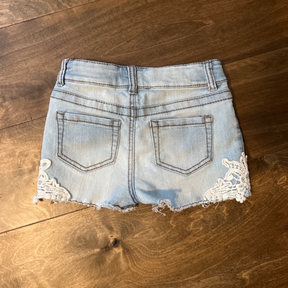 Girls 6/6X Denim Shorts - Set of 4 - Picture 9 of 10